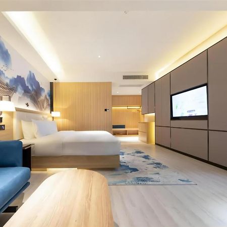 Ausotel By Argyle Baiyun International Airport Renhe Metro Exit B Guangzhou Exterior photo