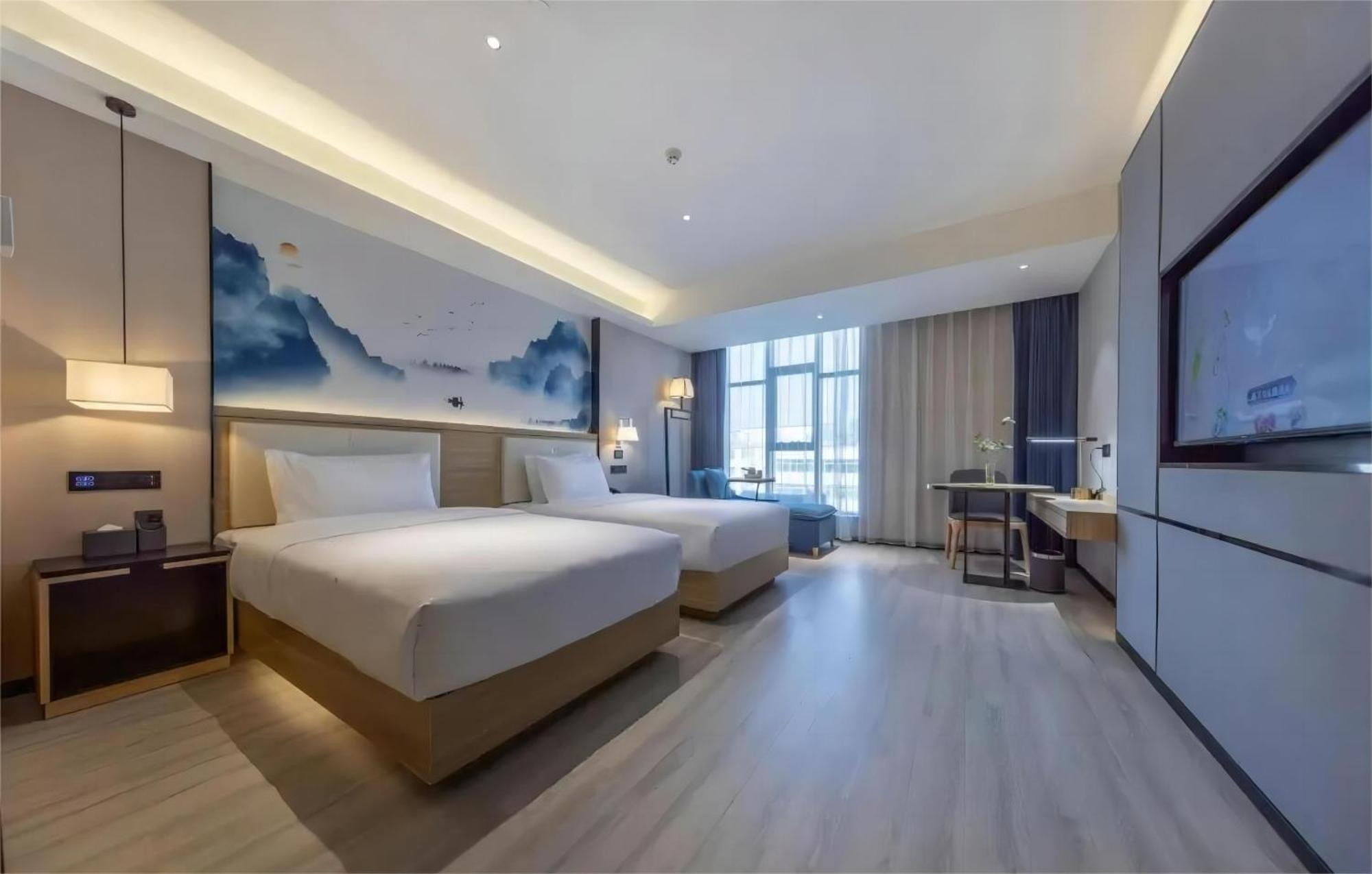 Ausotel By Argyle Baiyun International Airport Renhe Metro Exit B Guangzhou Exterior photo