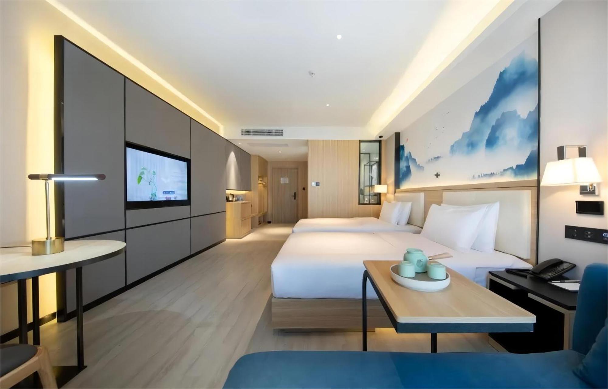 Ausotel By Argyle Baiyun International Airport Renhe Metro Exit B Guangzhou Exterior photo